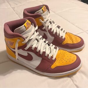 Nike Air Jordan 1 Retro High OG “Brotherhood”